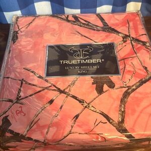 Pink camo king size sheets